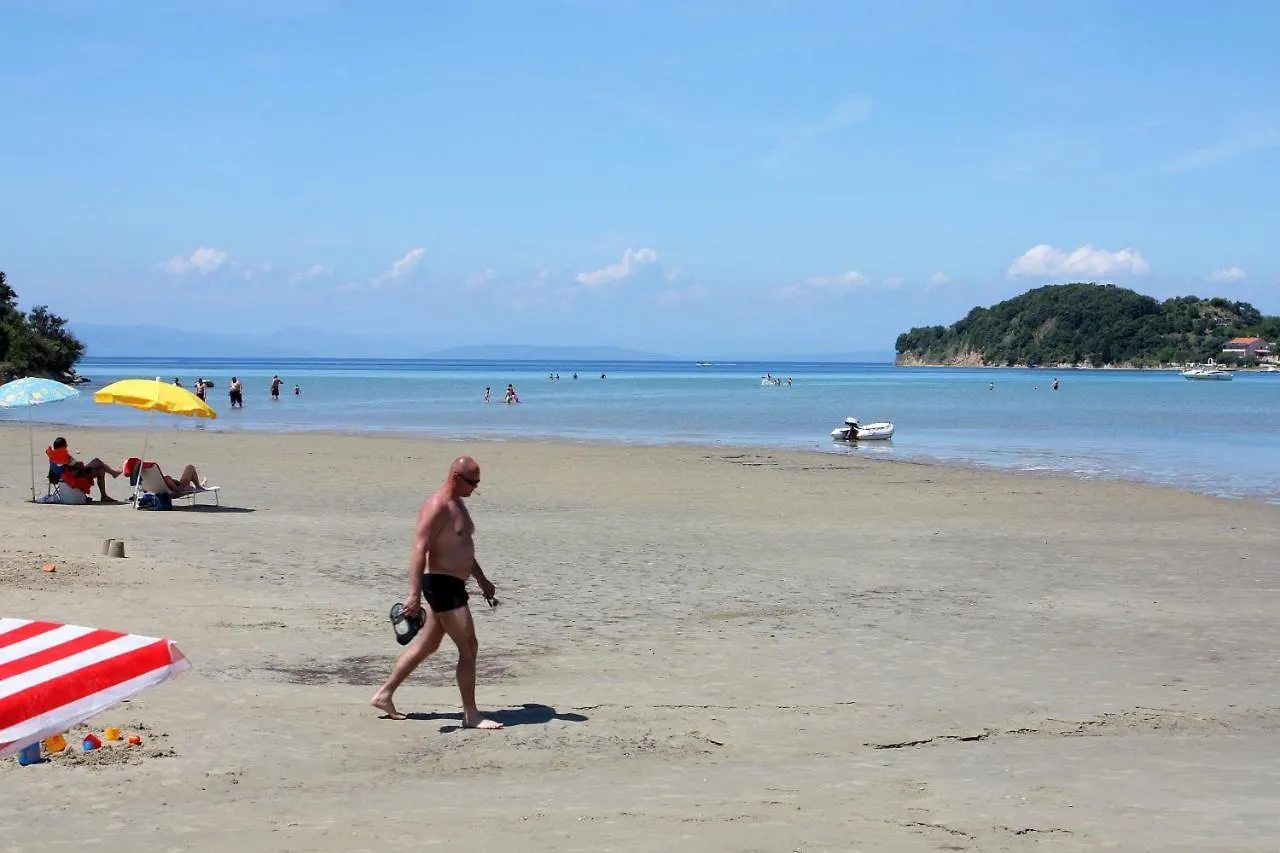 Family Friendly Apartments With A Swimming Pool Kampor, Rab - 15518 0*, Kampor