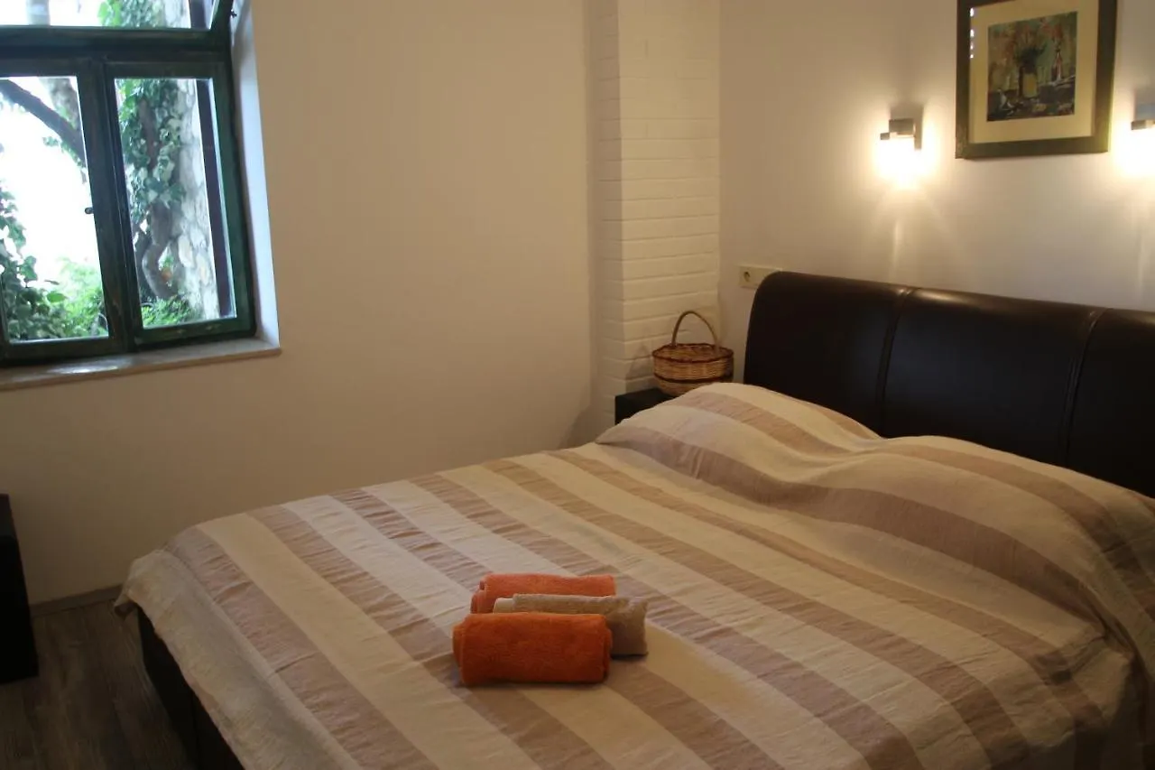 Family Friendly Apartments With A Swimming Pool Kampor, Rab - 15518 Croatia