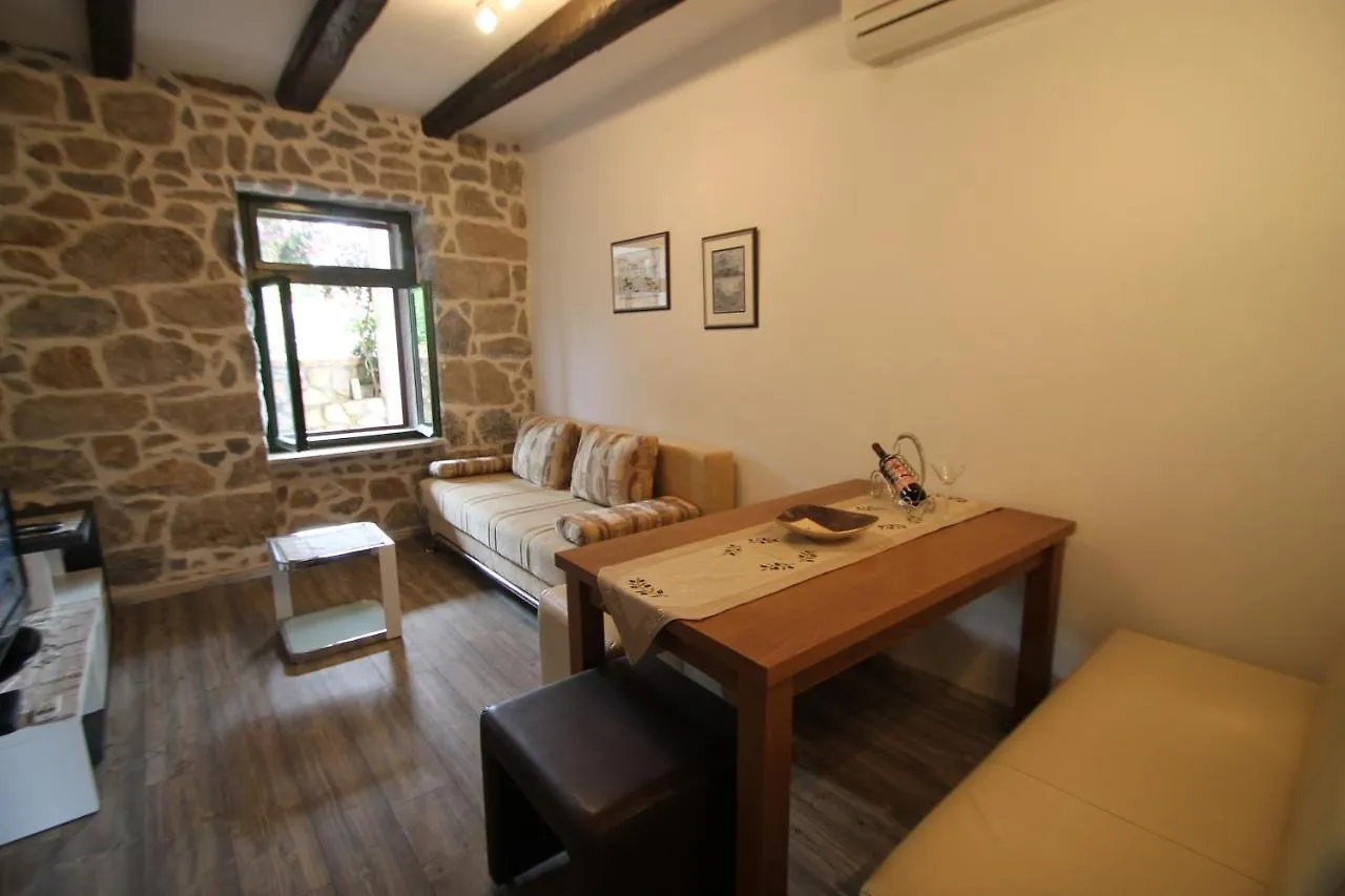 Family Friendly Apartments With A Swimming Pool Kampor, Rab - 15518 0*, Kampor