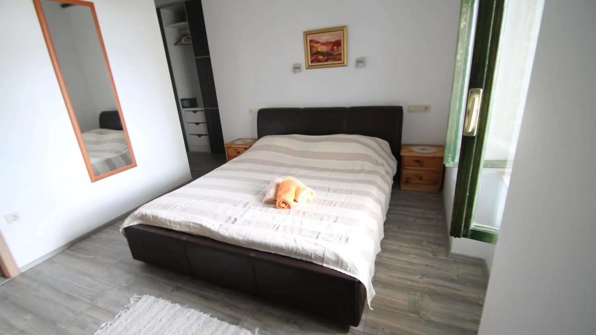 Family Friendly Apartments With A Swimming Pool Kampor, Rab - 15518 Croatia